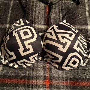 Pink Victoria’s Secret clip front bra